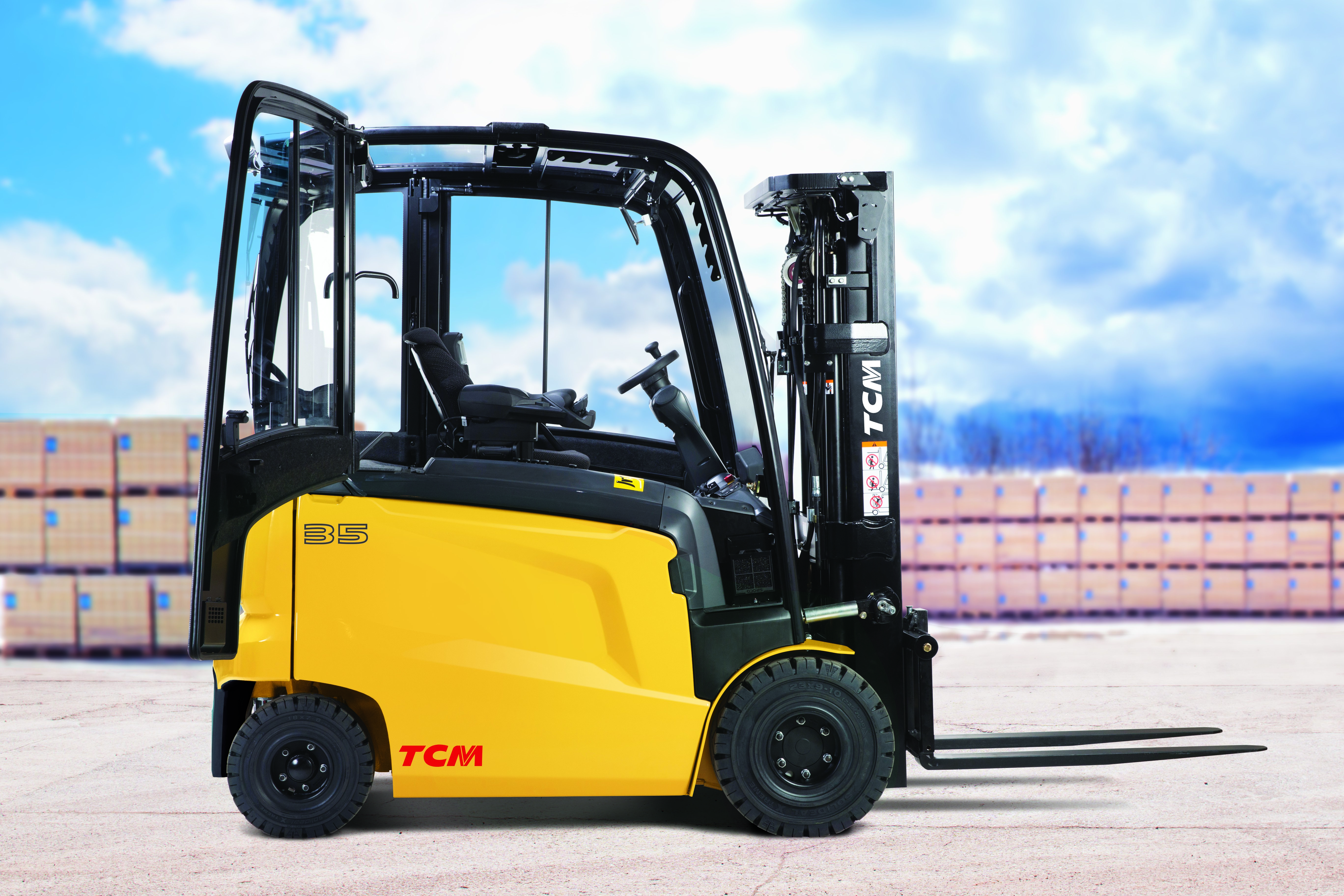 TCM FHB 4-Wheel Electric Counterbalance truck