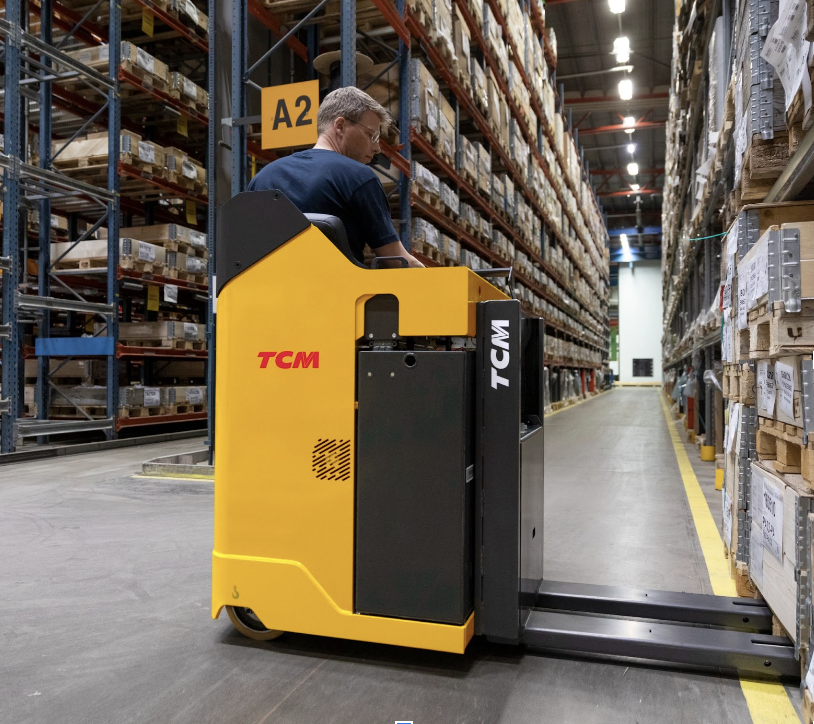 TCM's new LLS electric pallet truck