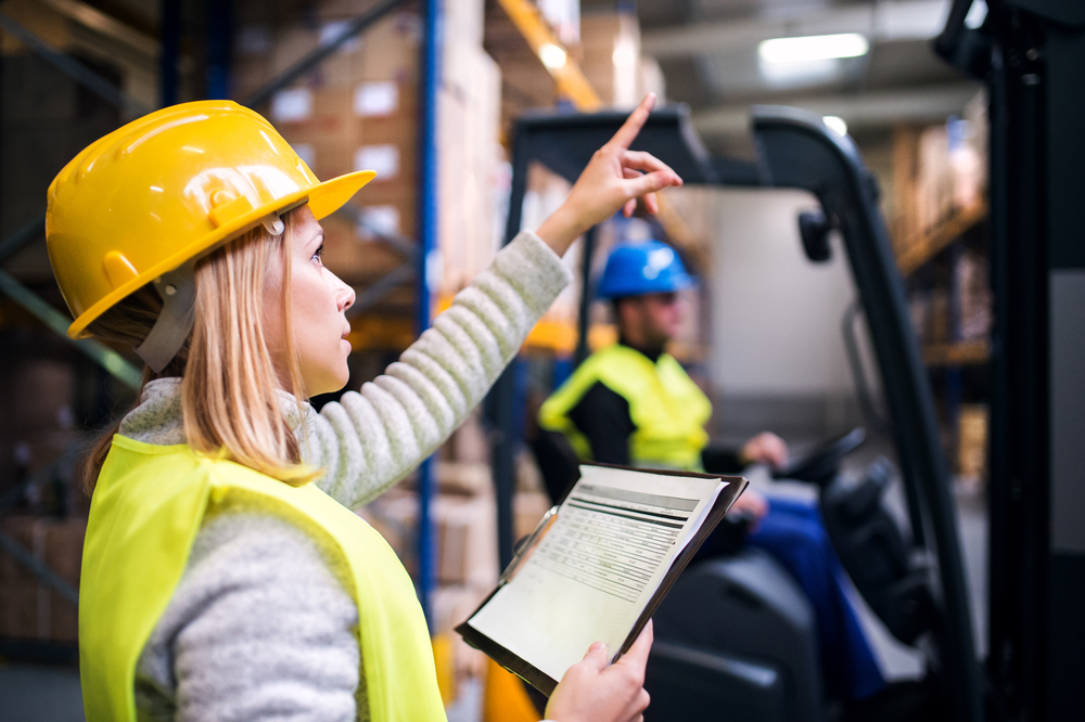 The Future of Material Handling in the Age of Electrification